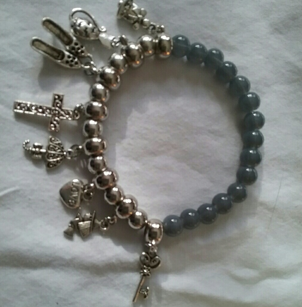 Gray Glass Bead and Silvertone  Charm Bracelet